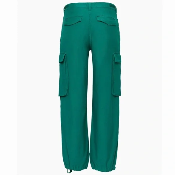 ARITZIA TNA
Gd Biome Green Supply Cargo Pants - Picture 5 of 6